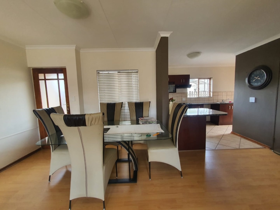 3 Bedroom Property for Sale in Hillside Free State